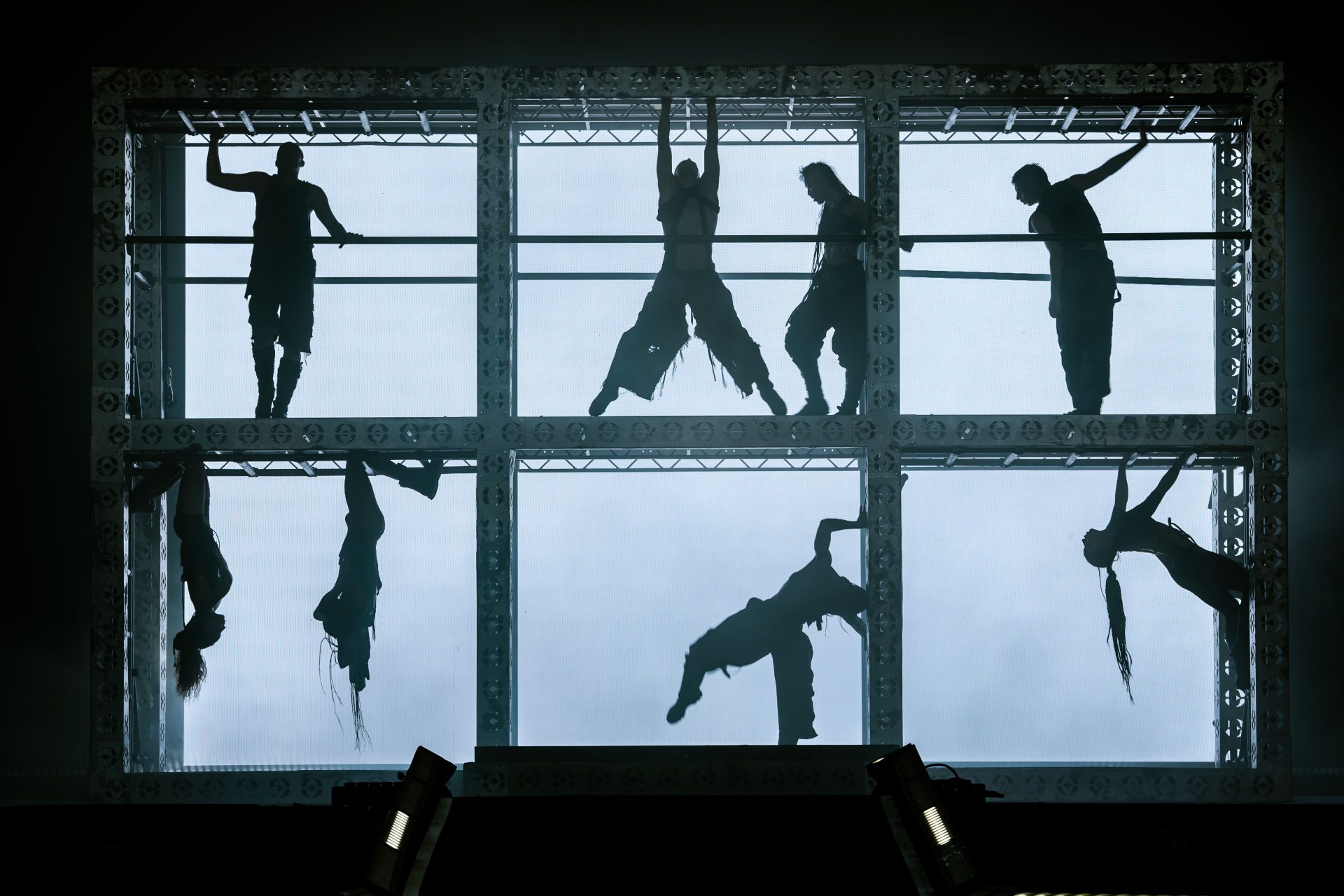 FKA Twigs és a színpadi díszlet / fotó: Sziget Fesztivál FKA Twigs és a színpadi díszlet / fotó: Sziget Fesztivál