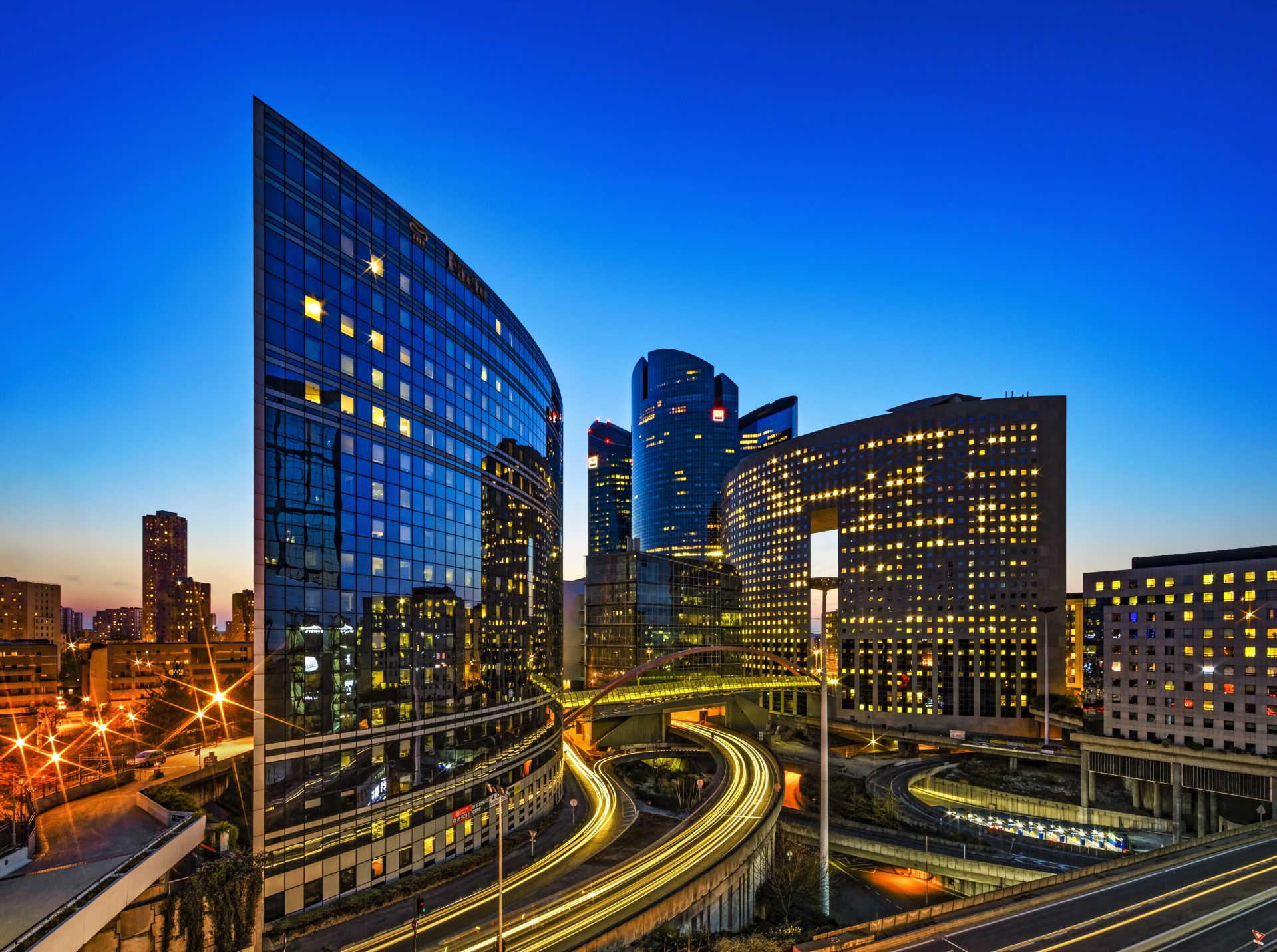 A La Défense üzleti negyed Párizsban / fotó: Bruno DE HOGUES / ONLY FRANCE / Only France via AFP A La Défense üzleti negyed Párizsban / fotó: Bruno DE HOGUES / ONLY FRANCE / Only France via AFP
