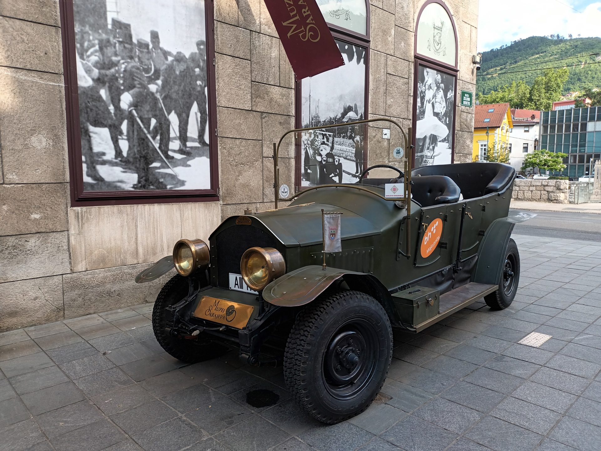 Ferenc Ferdinánd autója (a szerző fotója, 2023) Ferenc Ferdinánd autója (a szerző fotója, 2023)