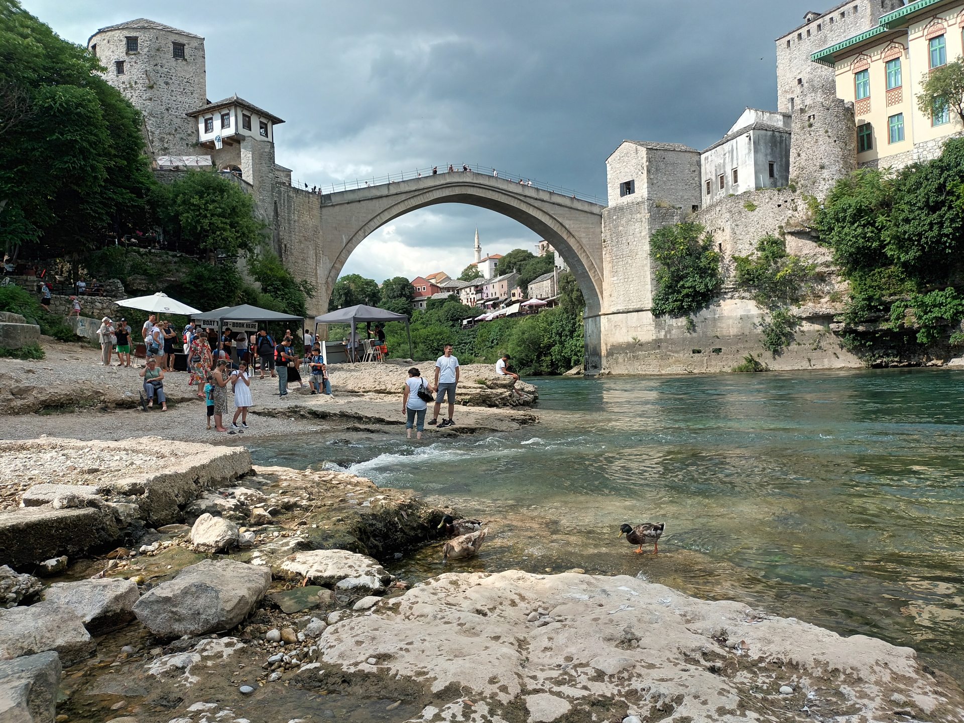 A mostari Öreg híd (a szerző fotója, 2023) A mostari Öreg híd (a szerző fotója, 2023)