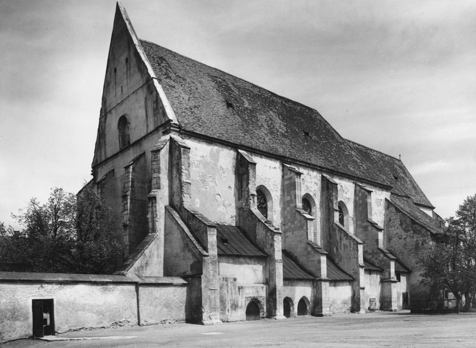 Kolozsvár, a Farkas utcai református templom 1940-ben / fotó: Fortepan/Somlai Tibor Kolozsvár, a Farkas utcai református templom 1940-ben / fotó: Fortepan/Somlai Tibor